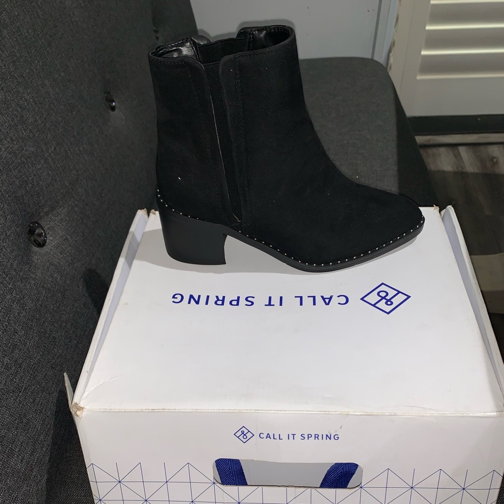 New Call it spring booties